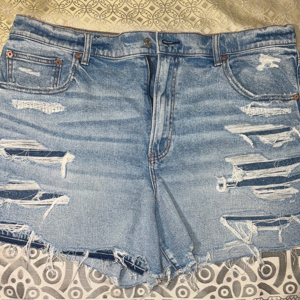 American Eagle Outfitters Light Blue Distressed Jean Shorts